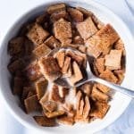 Gluten Free, Paleo & Keto Cinnamon Toast Crunch 🥛 Extra crunchy & just 2g net carbs! #keto #ketobreakfast #lowcarb #paleo #glutenfree