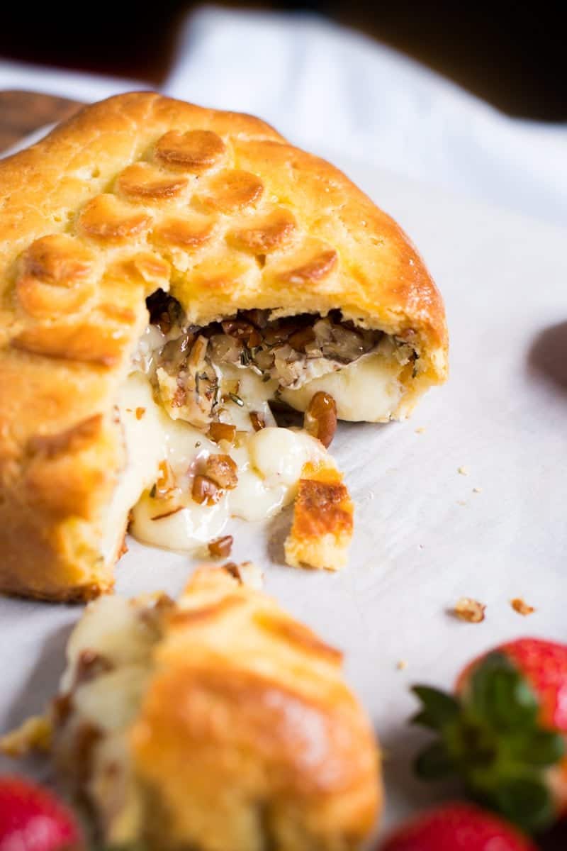 Flakey Gluten Free, Low Carb & Keto Pie Crust #keto #glutenfree #lowcarb #piecrust #healthyrecipes #grainfree