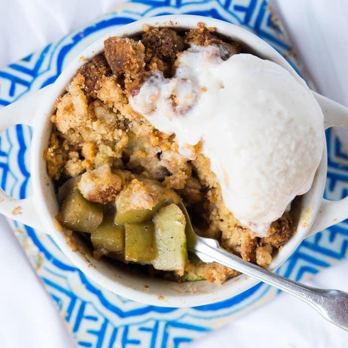 Gluten Free & Keto Apple Crumble (i.e. Chayote Crumble) 🍏