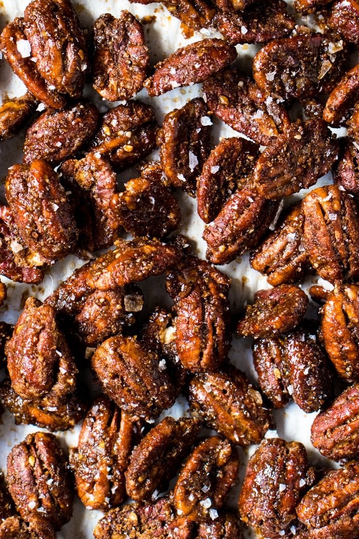 Paleo & Keto Candied Pecans #keto #lowcarb #healthyrecipes #glutenfree #pecans #paleo #dairyfree