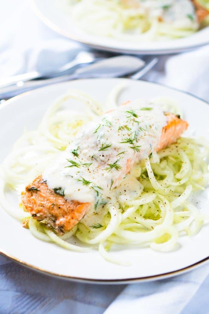 Gluten Free & Keto Salmon Tzatziki with Cucumber Noodles 🐟 # ketosalmon #salmontzatziki