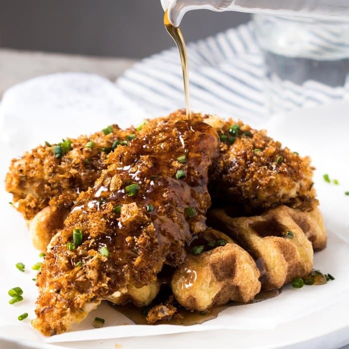 Gluten Free & Keto 'Fried' Chicken and Waffles 🍗 #keto #ketodiet #lowcarb #glutenfree #healthyrecipes