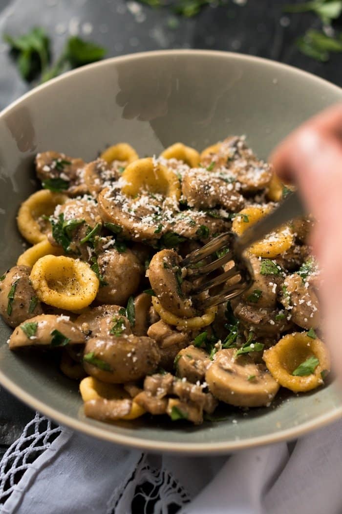 Creamy Gluten Free & Keto Mushroom Pasta 🍝 Served with homemade orecchiette or zoodles! #keto #ketodiet #lowcarb #healthyrecipes