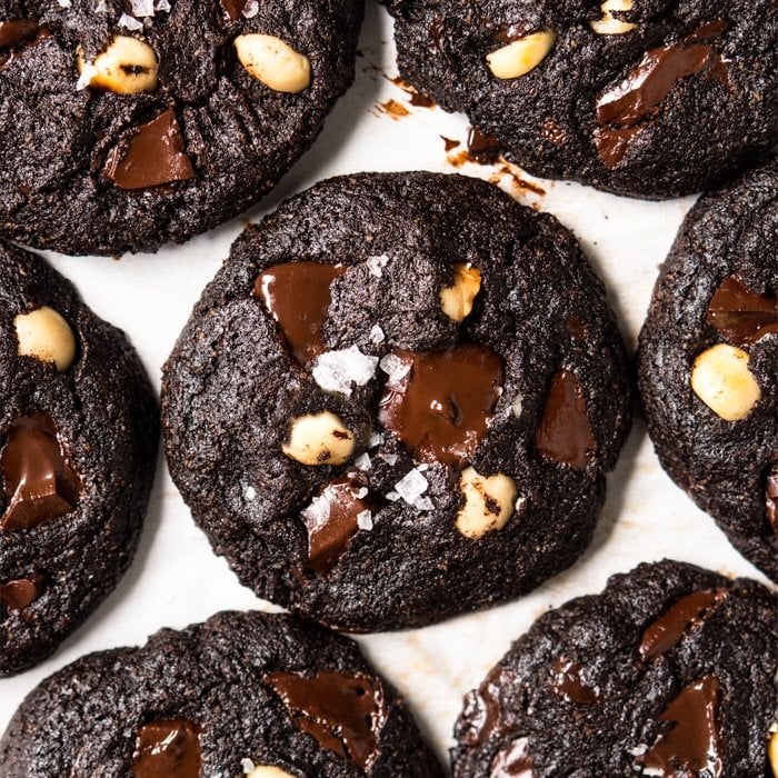 Gluten Free & Keto Double Chocolate Chip Cookies 🍪 #keto #glutenfree #healthyrecipes #ketodiet