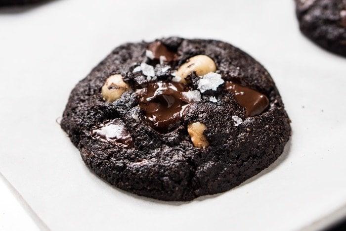 Gluten Free & Keto Double Chocolate Chip Cookies 🍪 #keto #glutenfree #healthyrecipes #ketodiet