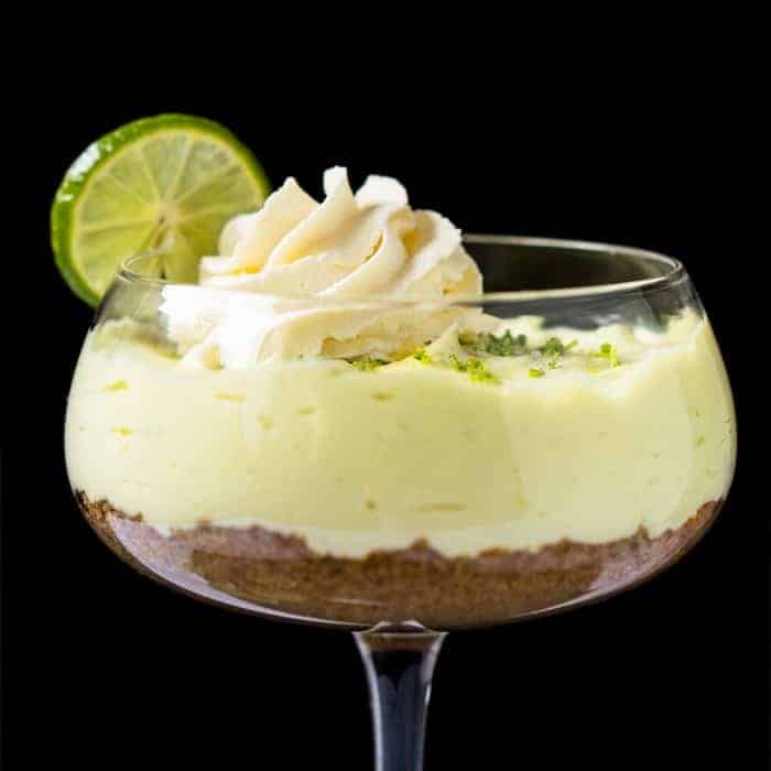 No-Bake Gluten Free & Keto Key Lime Cheesecake For 1 🍋 #keto #ketodesserts #lowcarb #glutenfree