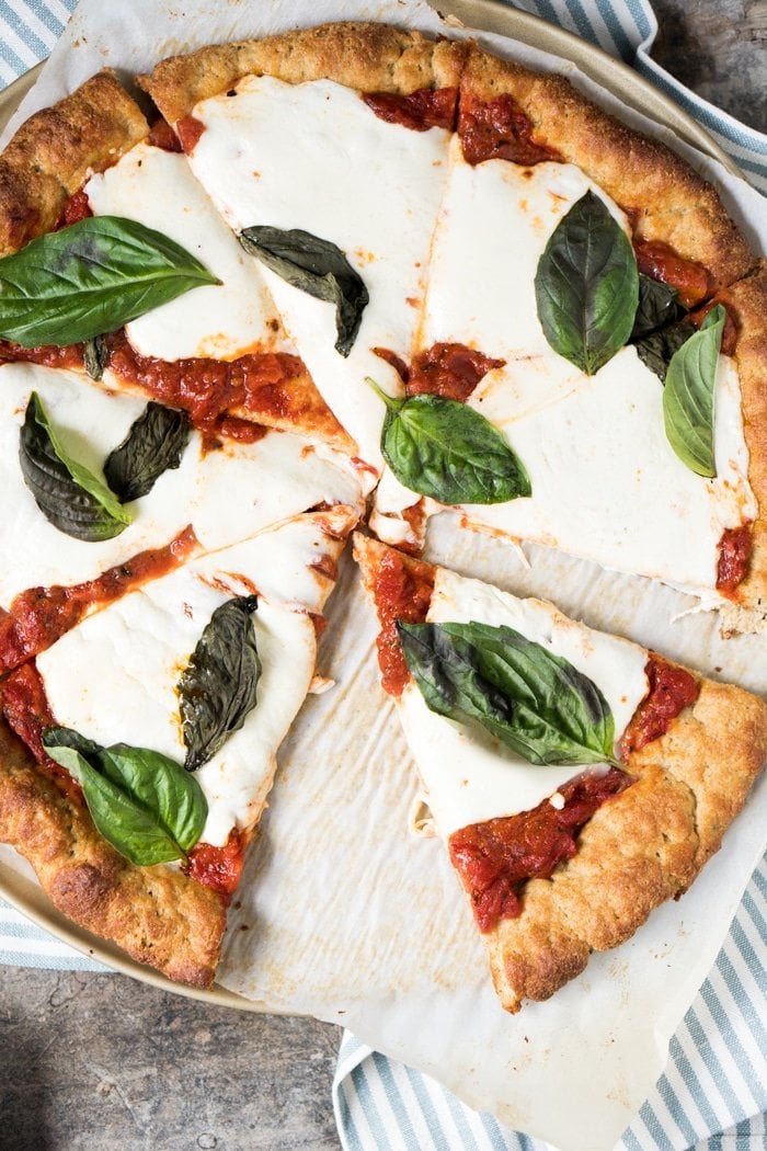 Gluten Free, Dairy Free, Paleo & Keto Pizza Crust 🍕 #keto #lowcarb #paleo #glutenfree #pizza #healthyrecipes