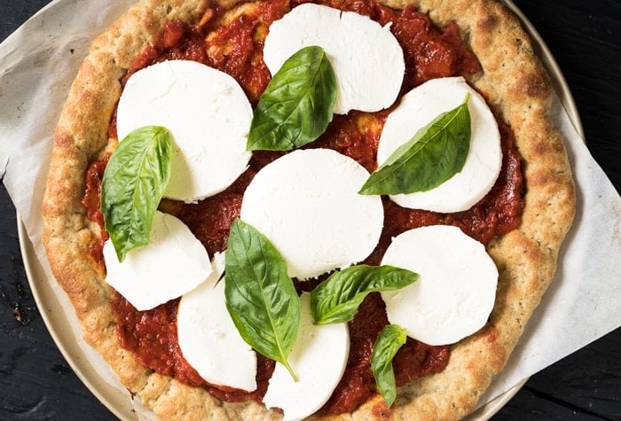 Gluten Free, Dairy Free, Paleo & Keto Pizza Crust 🍕 #keto #lowcarb #paleo #glutenfree #pizza #healthyrecipes