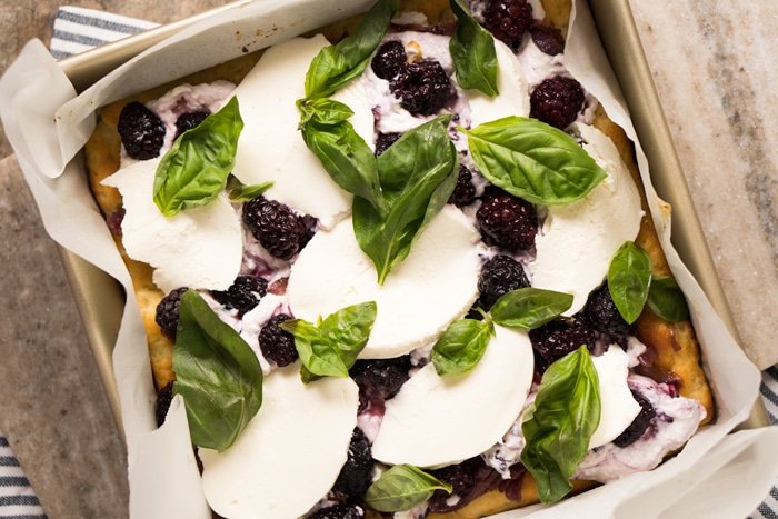 Gluten Free, Low Carb & Keto Three Cheese Blackberry Focaccia #keto #glutenfree #lowcarb #healthyrecipes #focaccia #pizza