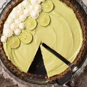 No-Bake Gluten Free, Paleo & Keto Key Lime Pie #keto #lowcarb #glutenfree #paleo #healthyrecipes #keylimepie #ketodessert #pie #ketorecipes #ketodiet
