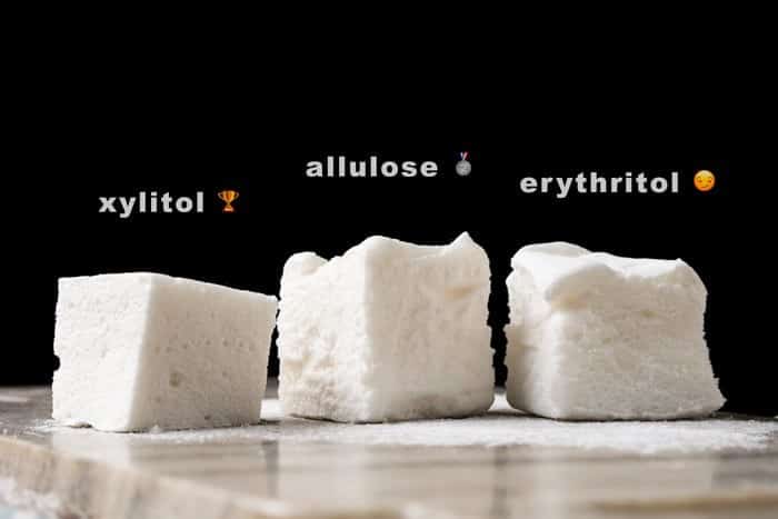 3-Ingredient Sugar Free, Paleo & Keto Marshmallows #keto #lowcarb #glutenfree #paleo #healthyrecipes #marshmallows #ketodessert #ketorecipes #ketodiet #smores