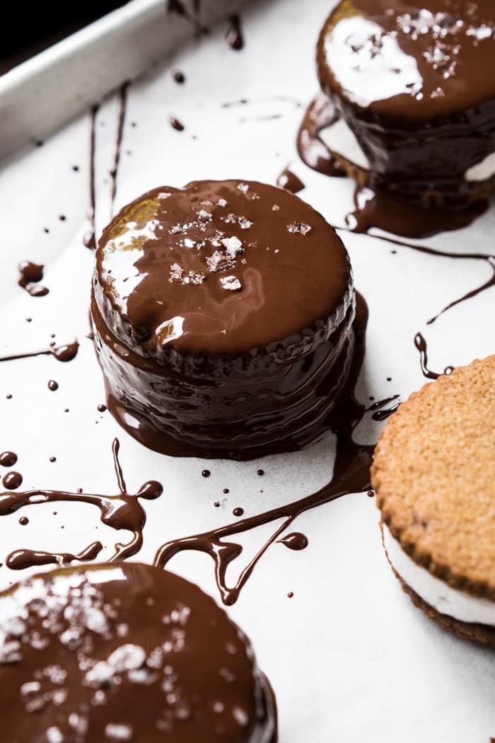 Gluten Free & Keto Wagon Wheels (i.e. S'mores Cookies!) #keto #lowcarb #healthyrecipes #chocolate #smores #marshmallows