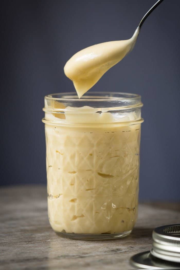 5-Minute Homemade Paleo & Keto Mayonnaise #keto #ketorecipes #lowcarb #dairyfree #glutenfree #paleo #healthyrecipes #mayonnaise