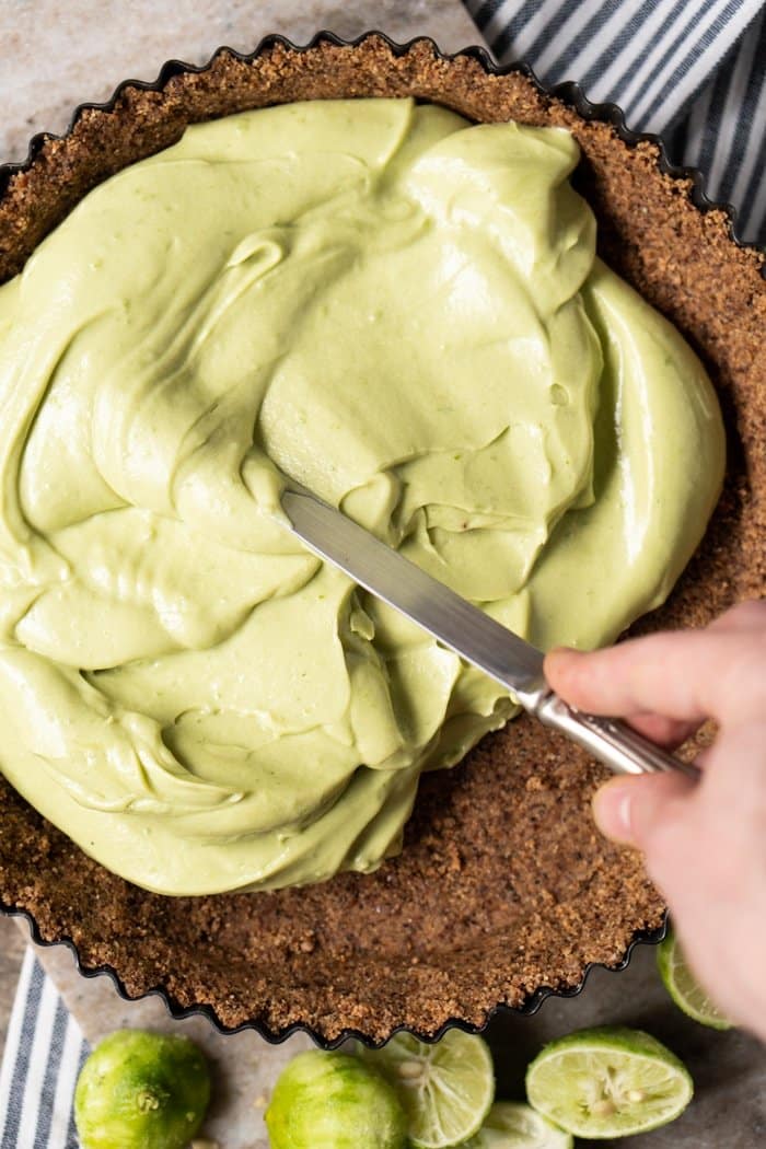 Gluten Free, Paleo & Keto Graham Cracker Pie Crust #keto #lowcarb #paleo #glutenfree #healthyrecipes #pie #grainfree