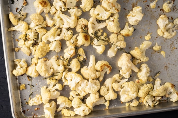 Freshly roasted keto cauliflower florets