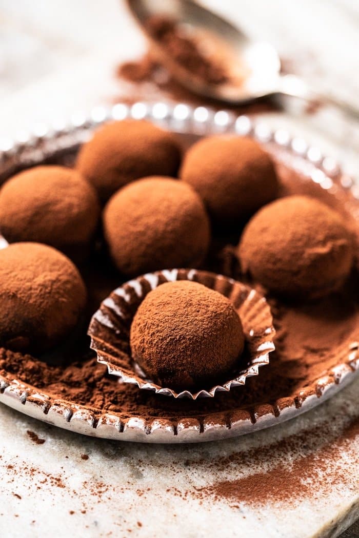 Keto chocolate truffles dusted with cocoa