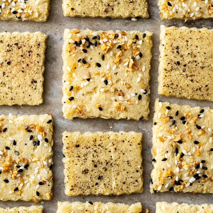 Easy Microwave Keto Crackers With Seasoning