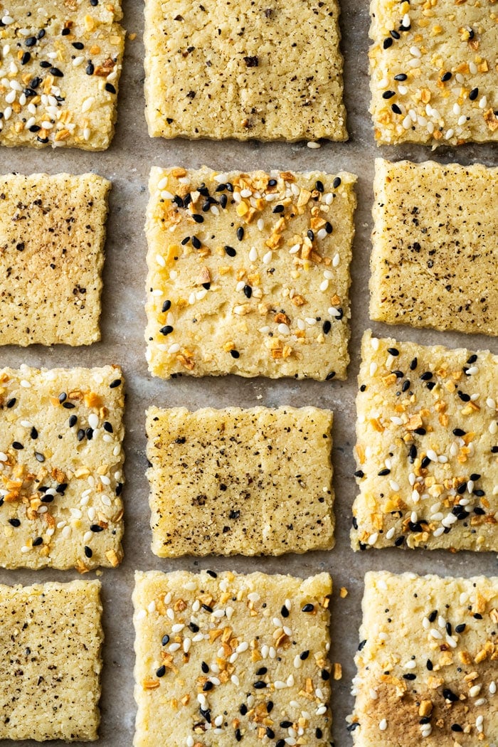 Easy Microwave Keto Crackers With Seasoning