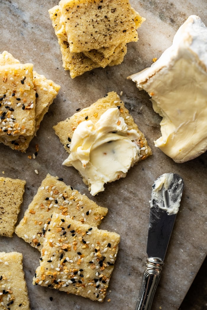 Easy keto crackers with brie cheese