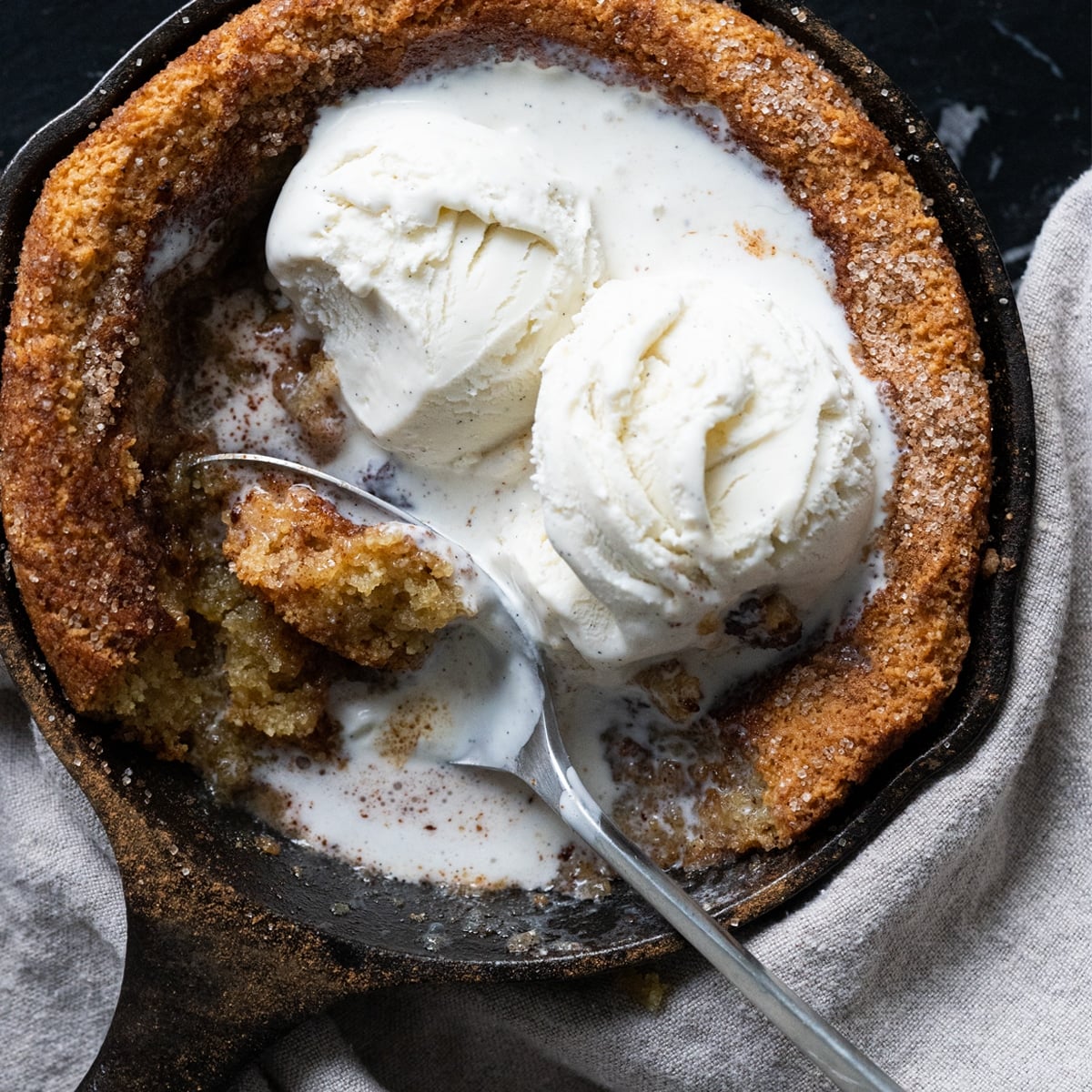 Keto snickerdoodle skillet cookie with vanilla ice cream